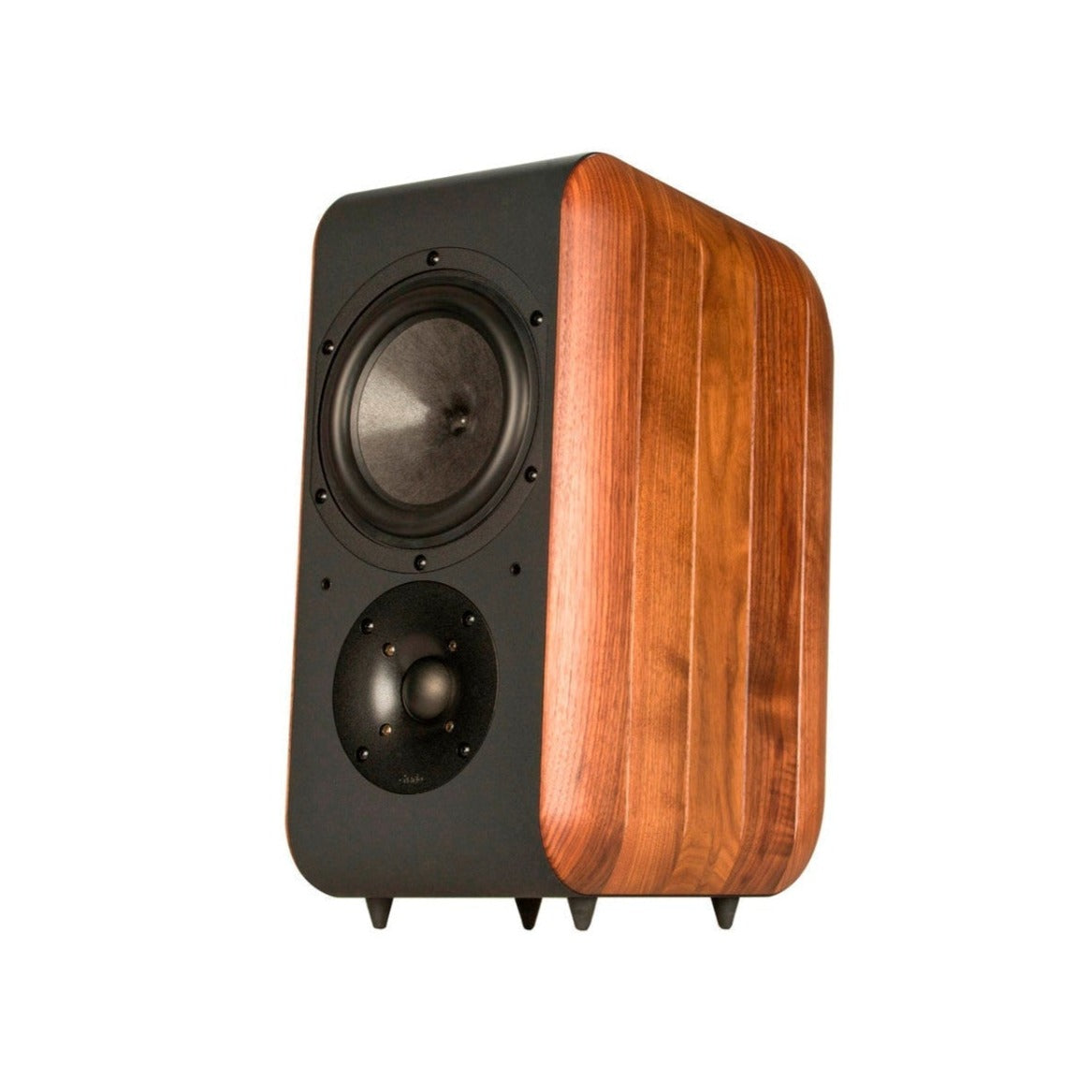 Chario Aviator Nobile Bookshelf Speakers Review: Italian Mastery Meets Acoustic Brilliance