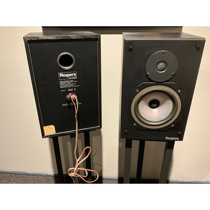 ROGERS - LS2a/2 - Bookshelf Speakers and Stands Pre loved